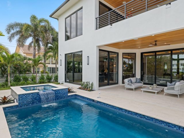 Home for sale at 1041 Lewis Cove - photo 6822395