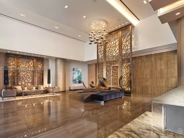 2-bedroom condo for sale in North Miami Beach - 17301 Biscayne Blvd 811 - MondialRealty