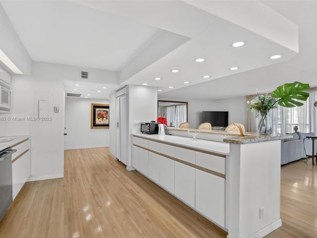 Apartment for sale  Unit #5J - photo 6816885