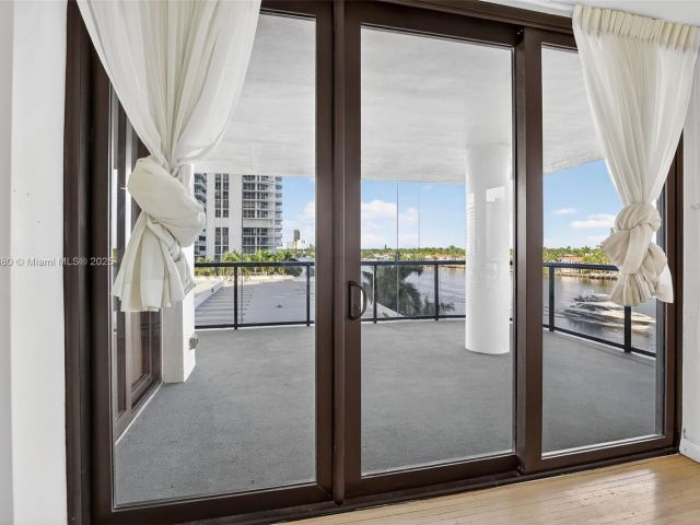 Apartment for sale  Unit #5J - photo 6816889