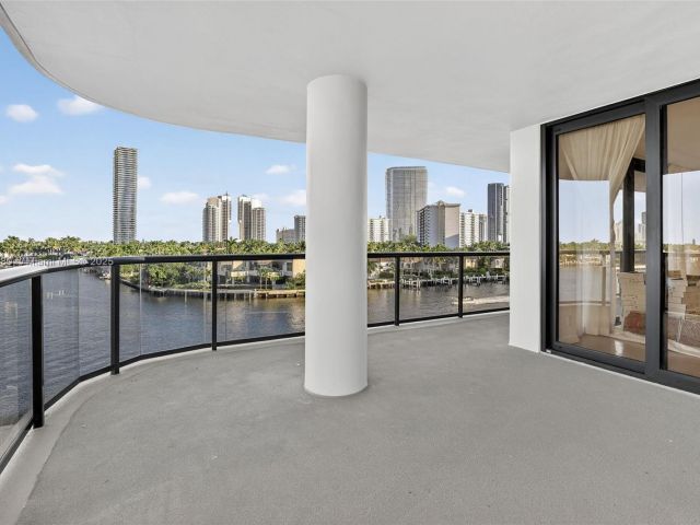 Apartment for sale  Unit #5J - photo 6816890