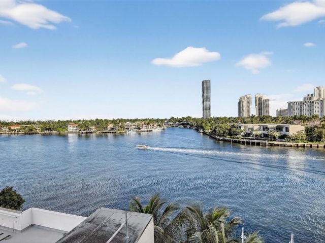 Apartment for sale  Unit #5J - photo 6816897