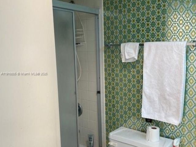 1-bedroom condo for sale in Sunny Isles Beach - 301 174th St 1605 - MondialRealty