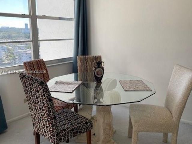 1-bedroom condo for sale in Sunny Isles Beach - 301 174th St 1605 - MondialRealty