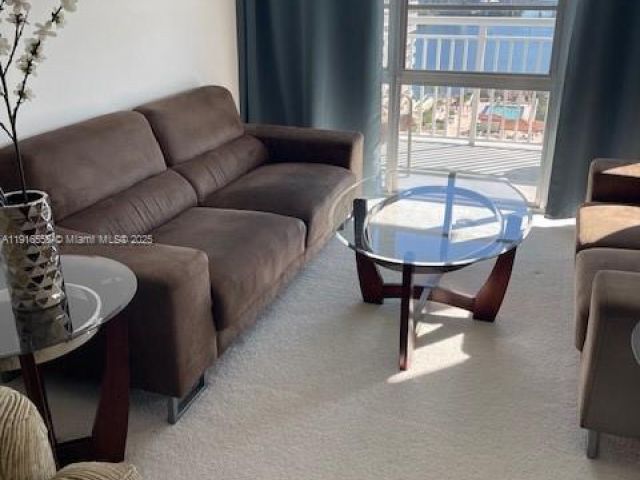 1-bedroom condo for sale in Sunny Isles Beach - 301 174th St 1605 - MondialRealty