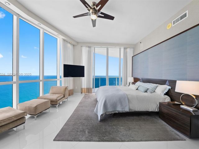 Apartment for sale  Unit #4001 - photo 6923375