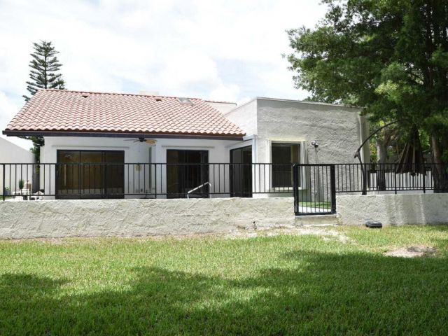 Home for rent at 6735 Lago Vista Terrace - photo 6830714