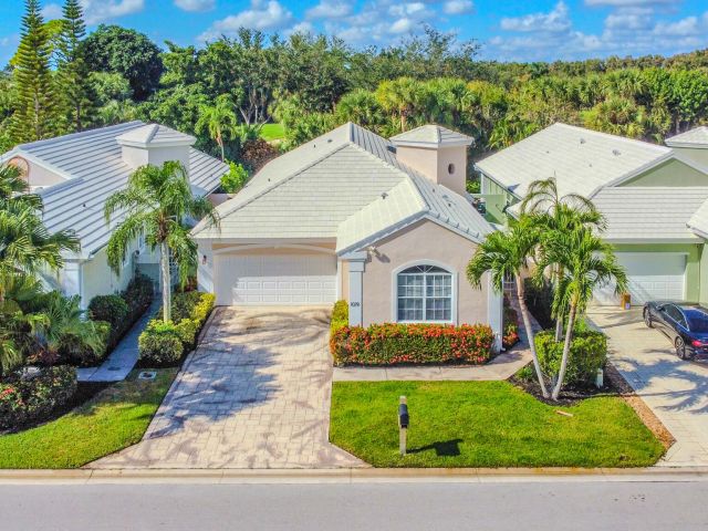 Home for sale at 1019 Lytham Court - photo 6833064