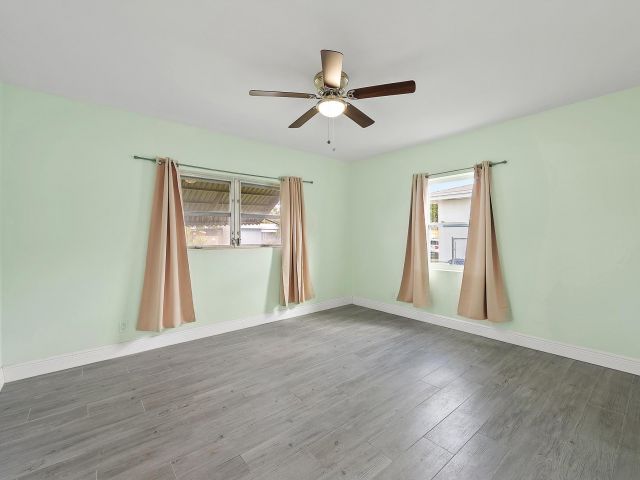 Home for rent at 135 E 28th Street - photo 6808083