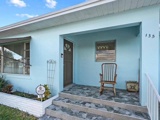 Home for rent at 135 E 28th Street - photo 6808087