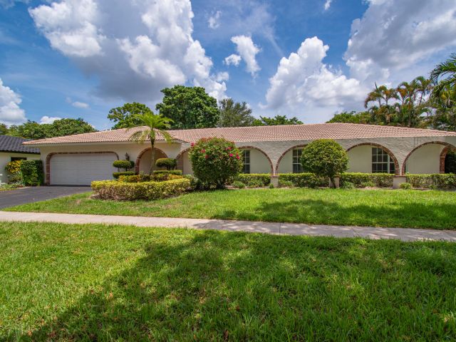 Home for sale at 6749 S Grande Drive - photo 6809412