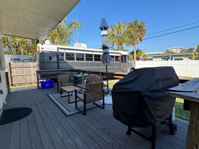 Home for rent at 256 E 24th Street - photo 6808054