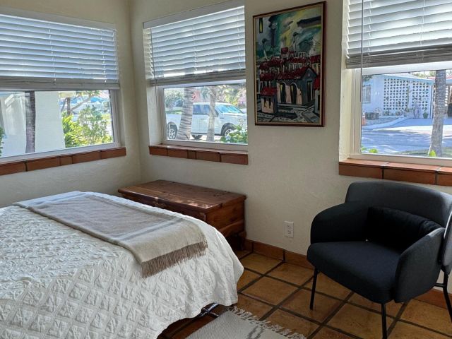 Home for rent at 256 E 24th Street - photo 6808068