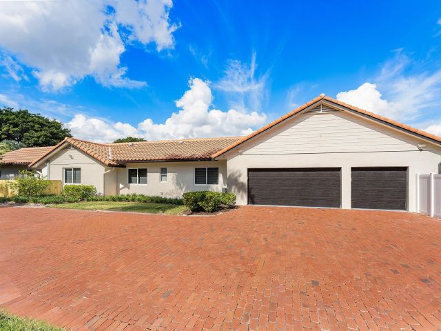 Home for sale at 6641 Giralda Circle - photo 6846545