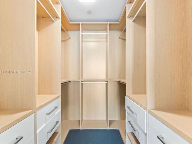 Apartment for sale  Unit #4502 - photo 6804506