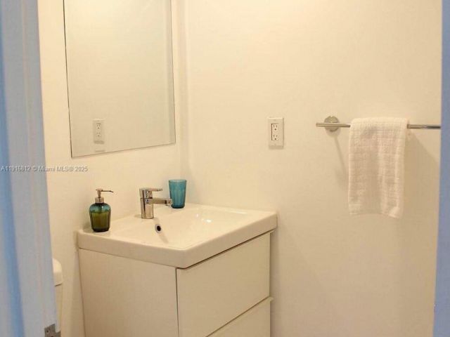 Apartment for sale  Unit #2H - photo 7434519