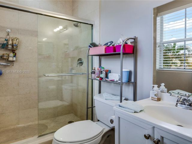 Home for rent at 3206 NE 212th St - photo 6823790