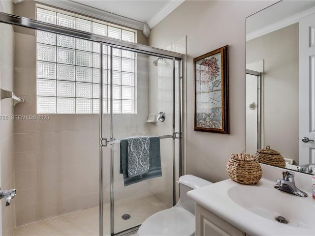 Home for rent at 3206 NE 212th St - photo 6823791