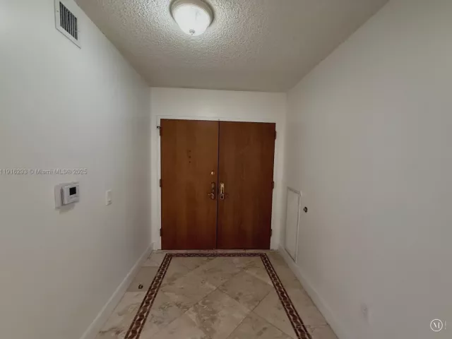 2-bedroom condo for rent in Sunny Isles Beach - 16711 Collins Ave 410 - MondialRealty