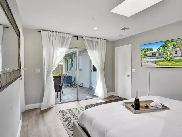 3-bedroom home for rent in Pompano Beach - 1573 NE 30th Ct - MondialRealty