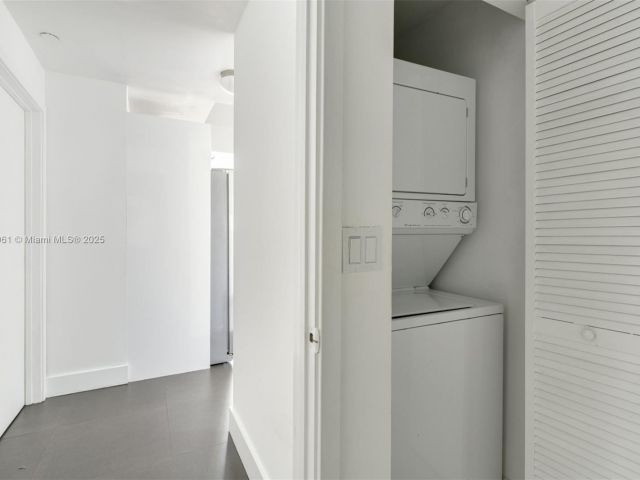 Apartment for sale  Unit #1704 - photo 6807773