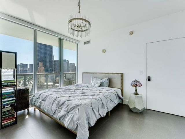 Apartment for sale  Unit #1704 - photo 6807777