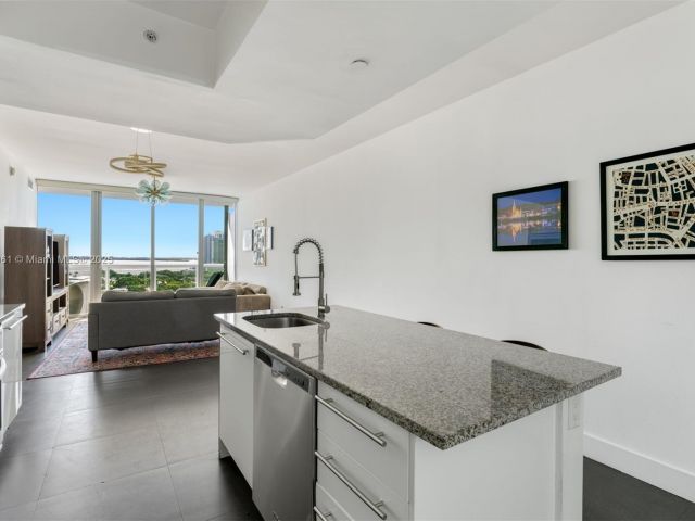 Apartment for sale  Unit #1704 - photo 6807781