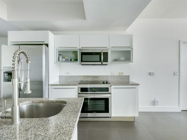 Apartment for sale  Unit #1704 - photo 6807782