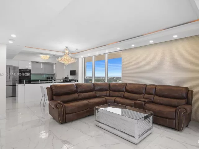 2-bedroom condo for sale in Hallandale Beach - 1830 S Ocean Dr 3708 - MondialRealty