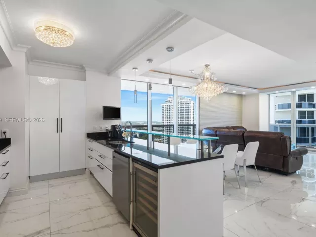 2-bedroom condo for sale in Hallandale Beach - 1830 S Ocean Dr 3708 - MondialRealty