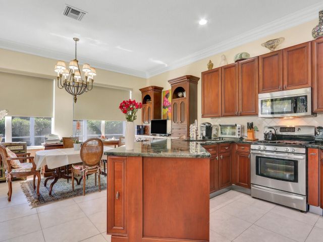 Home for sale at 8241 Heritage Club Drive - photo 6808337