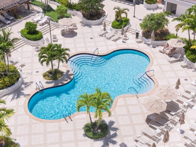 Apartment for sale  Unit #1009 - photo 6806859