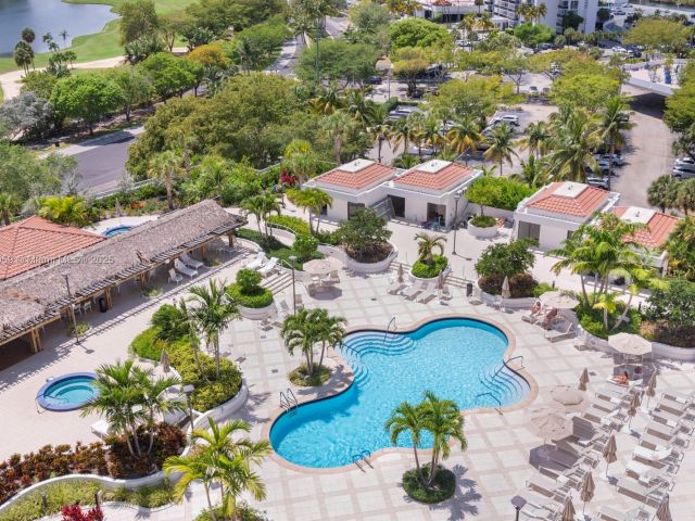 Apartment for sale  Unit #1009 - photo 6806860