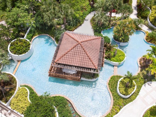 Apartment for sale  Unit #1009 - photo 6806861