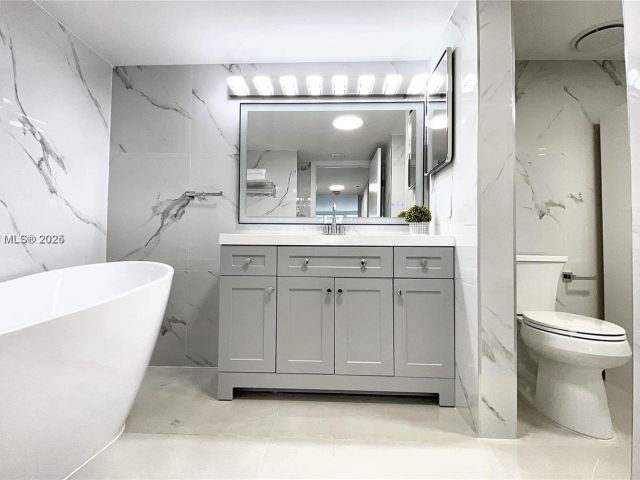 Apartment for rent  Unit #A-1950 - photo 6809737