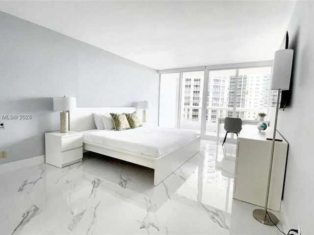 Apartment for rent  Unit #A-1950 - photo 6809741