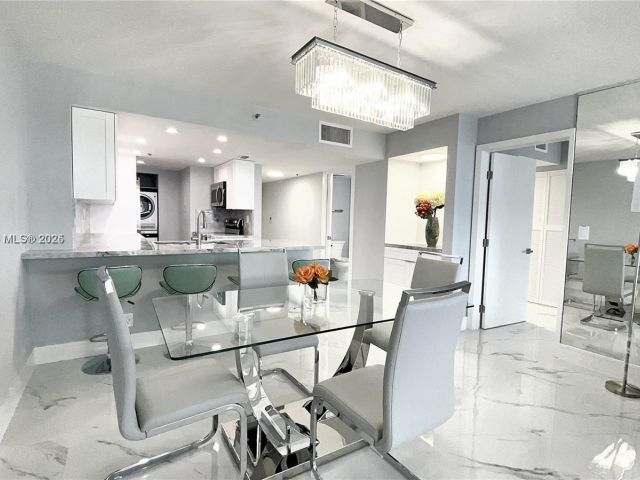 Apartment for rent  Unit #A-1950 - photo 6809746