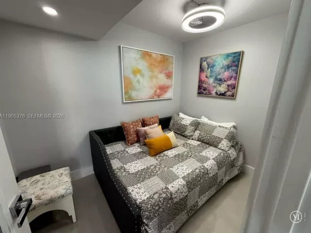 2-bedroom condo for rent in Miami - 1717 N Bayshore Dr A-1840 - MondialRealty