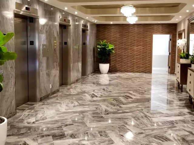 1-bedroom condo for rent in Miami Beach - 5401 Collins Ave 931 - MondialRealty