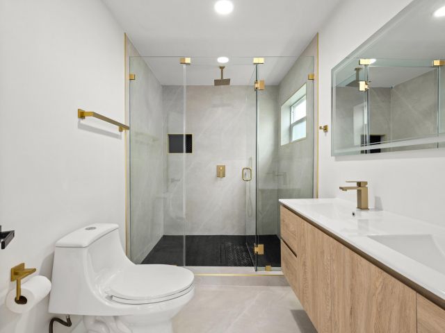 Home for sale at 7718 San Mateo Drive E - photo 6808795