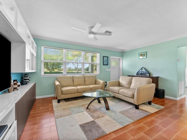 Home for sale at 320 Summa Street - photo 6813981