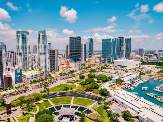 Apartment for rent  Unit #3703 - photo 6808758