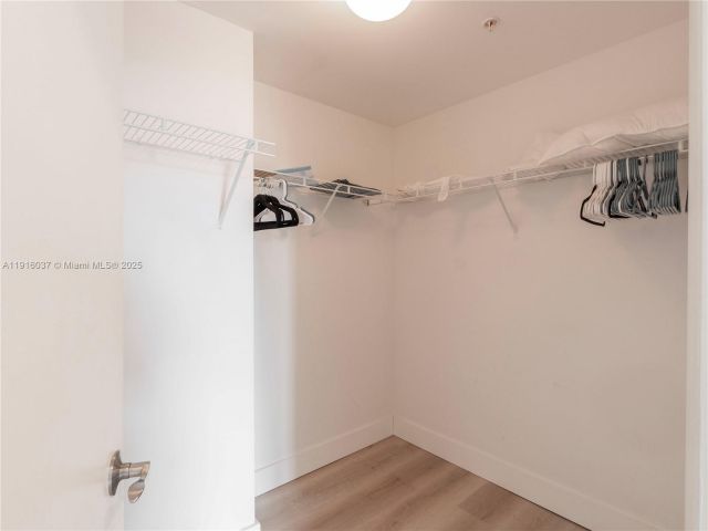 Apartment for rent  Unit #3703 - photo 6808763