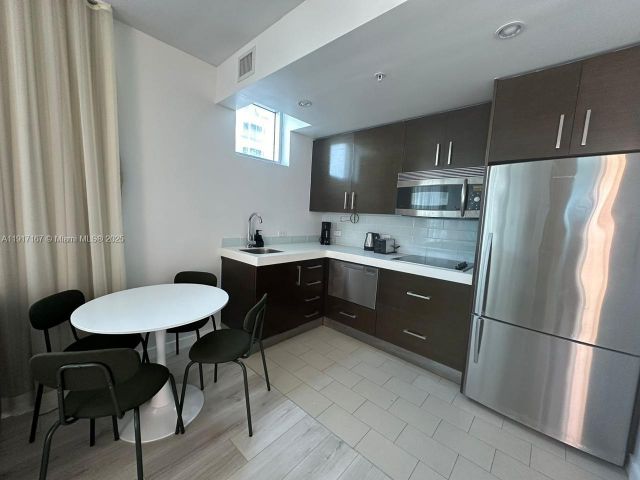 Apartment for sale  Unit #2006 - photo 6818101