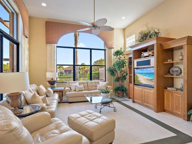 Home for sale at 10260 Blue Heron Point - photo 6808268