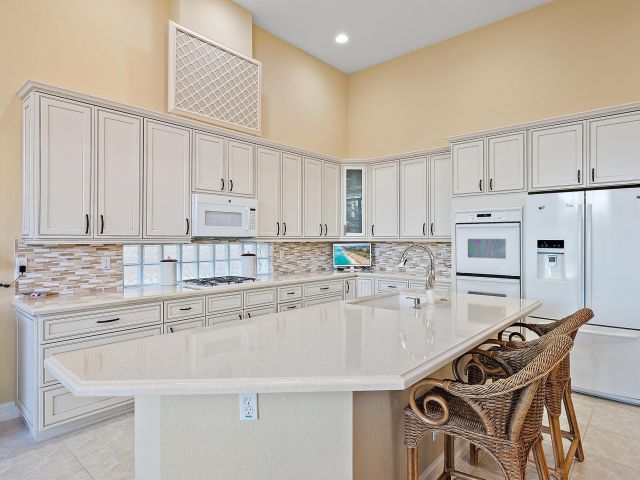 Home for sale at 10260 Blue Heron Point - photo 6808271