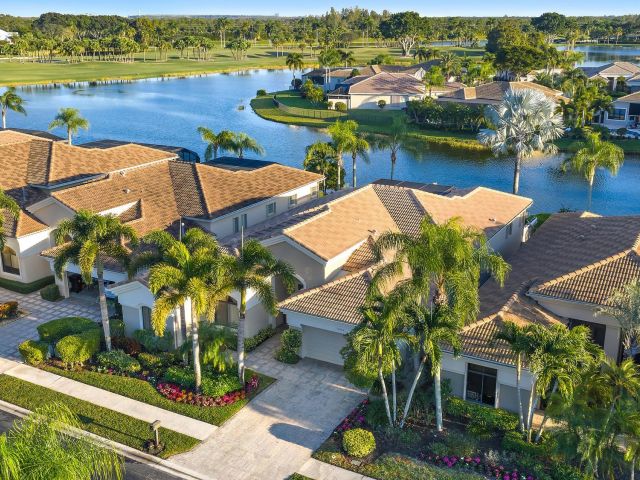 Home for sale at 10260 Blue Heron Point - photo 6808283