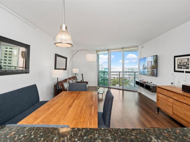 Apartment for sale  Unit #2918 - photo 6812141