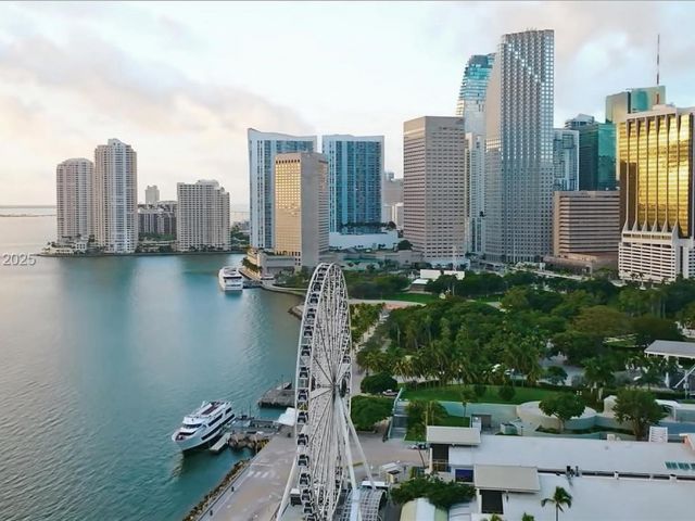 Apartment for sale  Unit #2918 - photo 6812142