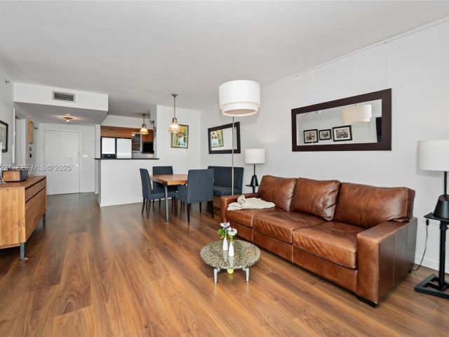 Apartment for sale  Unit #2918 - photo 6812145